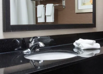 Fairfield Inn & Suites Terre Haute hotel thumbnail 6
