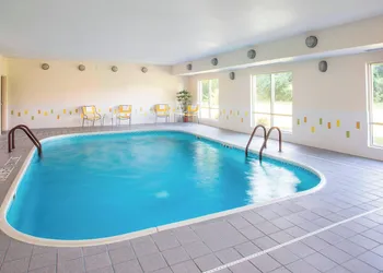 Fairfield Inn & Suites Terre Haute hotel thumbnail 8