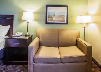 Quality Inn Belton - Kansas City South hotel thumbnail 7