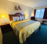 Harrisonville Inn & Suites hotel detail image 3