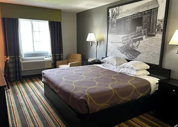 Super 8 by Wyndham Mound City hotel thumbnail 6