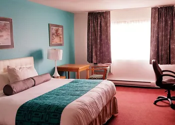 Howard Johnson by Wyndham Fort St. John hotel thumbnail 6
