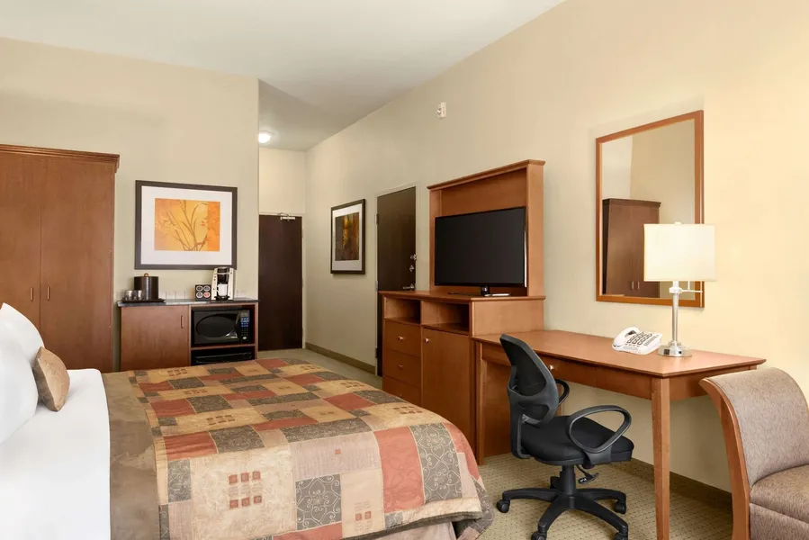 Ramada by Wyndham Drayton Valley hotel detail image 6