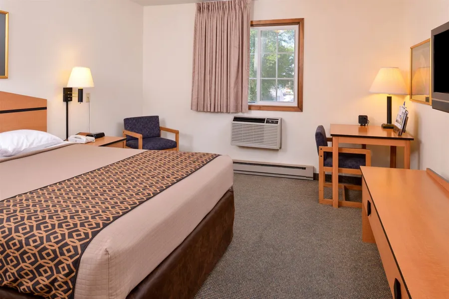 Americas Best Value Inn & Suites Atlantic hotel detail image 6