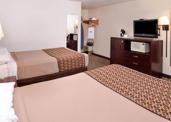 Americas Best Value Inn & Suites Atlantic hotel thumbnail 8