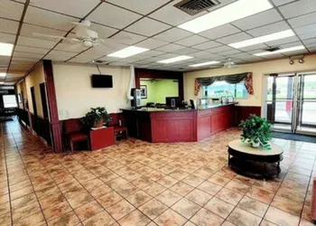 Roadside Inn hotel thumbnail 2