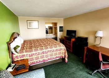 Roadside Inn hotel thumbnail 4