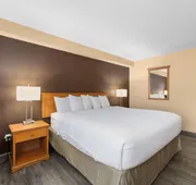 Ramada by Wyndham Portland hotel detail image 7