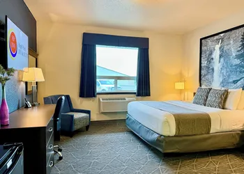 High Point Inn & Suites Peace River hotel thumbnail 8