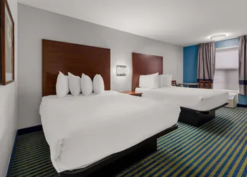 SureStay Plus by Best Western Brooks hotel thumbnail 5