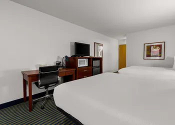 SureStay Plus by Best Western Brooks hotel thumbnail 6