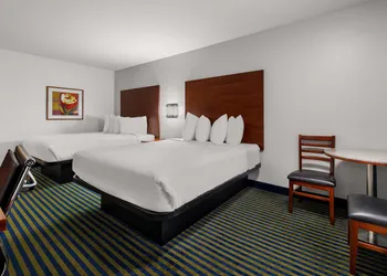 SureStay Plus by Best Western Brooks hotel thumbnail 7