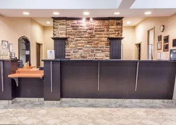 Ramada by Wyndham Westlock hotel thumbnail 2