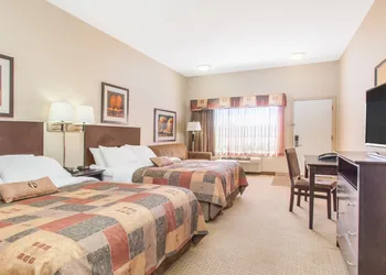 Ramada by Wyndham Westlock hotel thumbnail 5