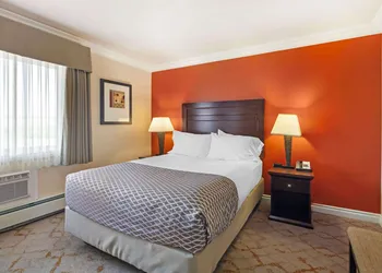 Best Western Plus Mirage Hotel & Resort hotel thumbnail 6