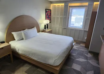 Miami International Airport Hotel hotel thumbnail 6