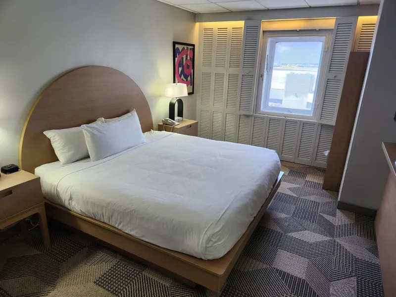 Miami International Airport Hotel hotel detail image 6