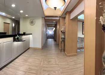 Baymont by Wyndham Paw Paw hotel thumbnail 2