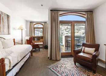 The Caledonian by All Seasons Resort Lodging hotel thumbnail 5