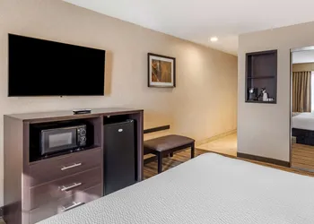 Best Western Country Inn hotel thumbnail 7