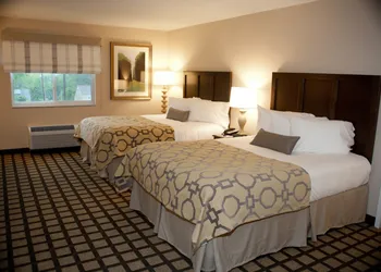 Baymont by Wyndham Erie hotel thumbnail 7