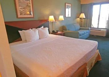 Americas Best Value Inn Florida Turnpike & I-95 hotel thumbnail 3