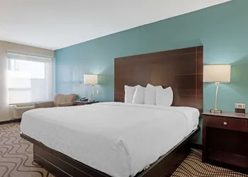 Best Western Plus Lonoke Hotel hotel thumbnail 7