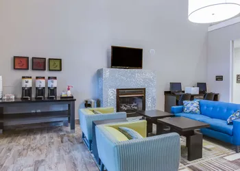 Hampton Inn White House hotel thumbnail 5