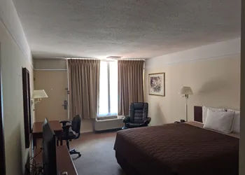 Western Inn and Suites hotel thumbnail 7
