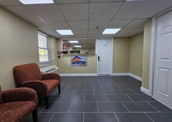 Center Street Value Inn hotel thumbnail 2
