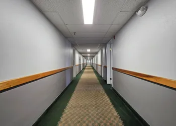 Center Street Value Inn hotel thumbnail 6