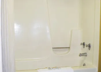 Americas Best Value Inn St. Louis Downtown hotel thumbnail 5