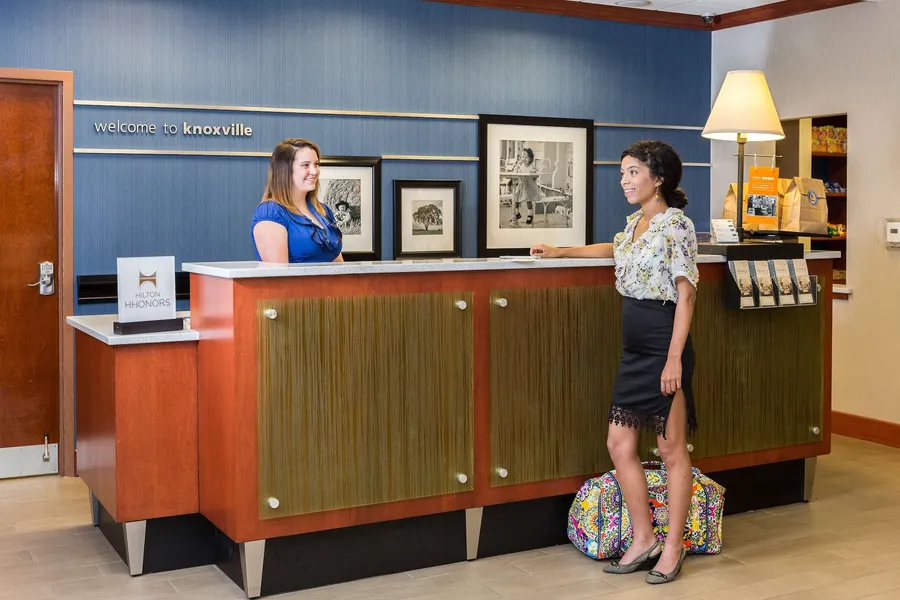 Hampton Inn & Suites Knoxville-Downtown hotel detail image 2