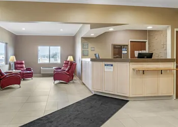 Best Western Lakewinds hotel thumbnail 2