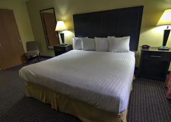 Best Western Lakewinds hotel thumbnail 4