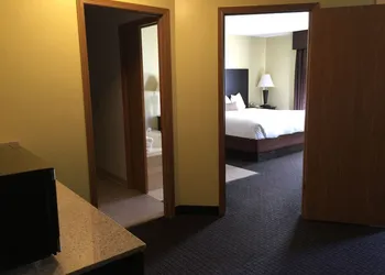 Best Western Lakewinds hotel thumbnail 5