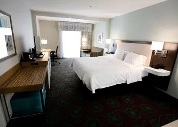 Hampton Inn & Suites Chincoteague Waterfront hotel thumbnail 8