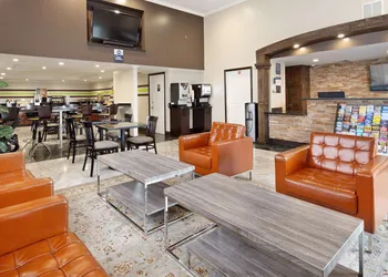 Best Western Pasadena Royale Inn & Suites hotel thumbnail 2