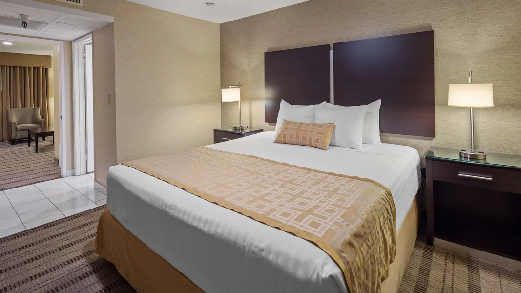 Best Western Pasadena Royale Inn & Suites hotel detail image 6