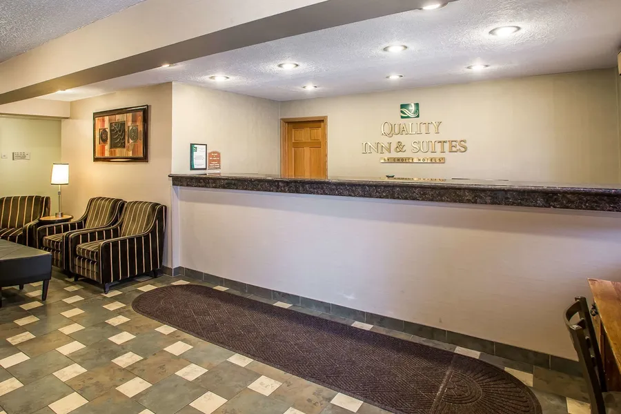 Quality Inn & Suites Marinette hotel detail image 2