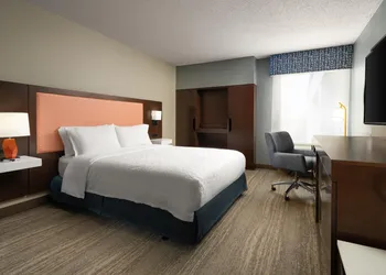 Hampton Inn Chambersburg hotel thumbnail 5