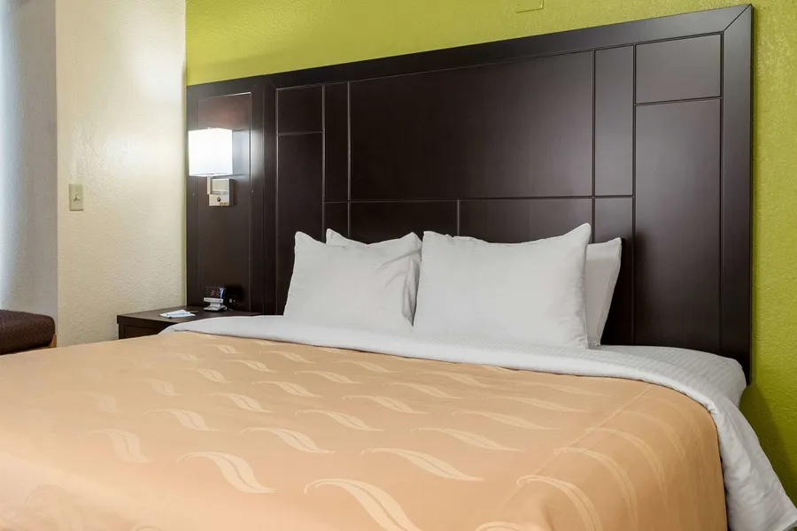 Quality Inn & Suites Robbinsville hotel detail image 6