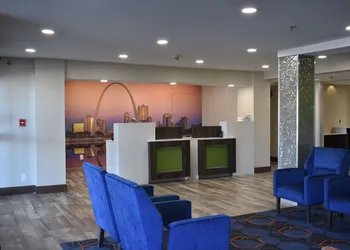 La Quinta Inn by Wyndham St. Louis Hazelwood - Airport North hotel thumbnail 6