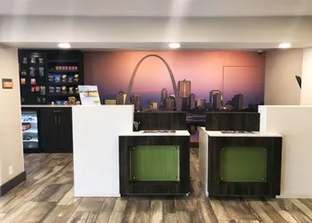 La Quinta Inn by Wyndham St. Louis Hazelwood - Airport North hotel thumbnail 7