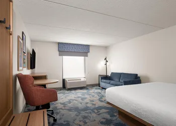 Hampton Inn Warrenton hotel thumbnail 8