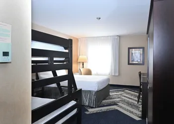 Skyline Hotel & Waterpark hotel thumbnail 6