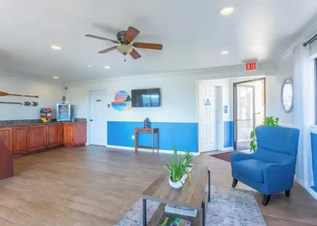 Aloha Inn hotel thumbnail 3
