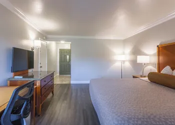 Aloha Inn hotel thumbnail 7