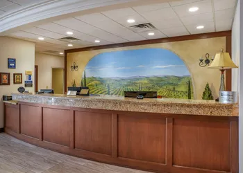 Best Western Premier Pasco Inn & Suites hotel thumbnail 3
