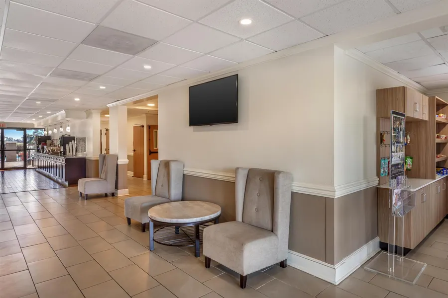 Best Western Plus Madison hotel detail image 2
